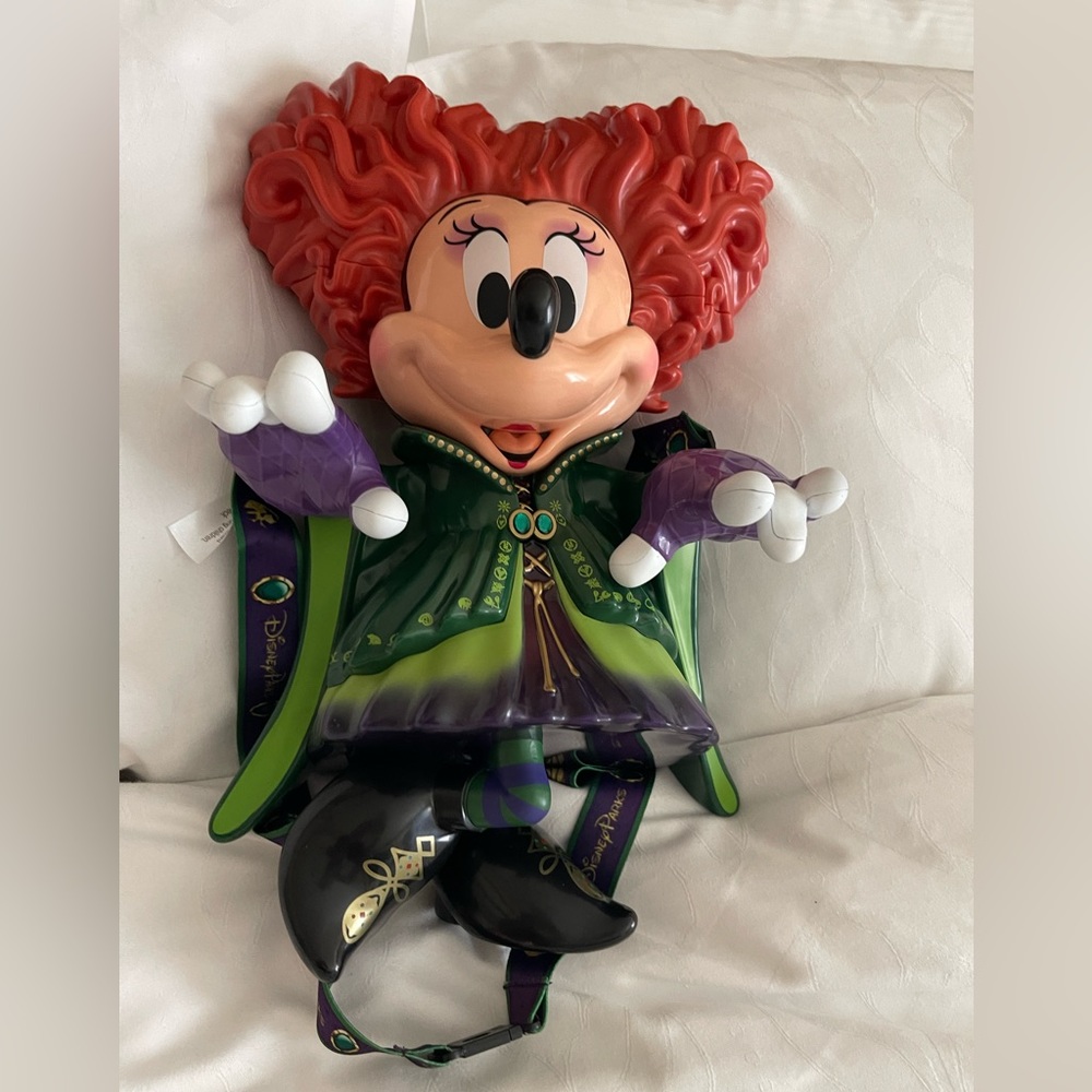 NEW 2023 Disney Minnie Mouse HOCUS POCUS Halloween Sipper